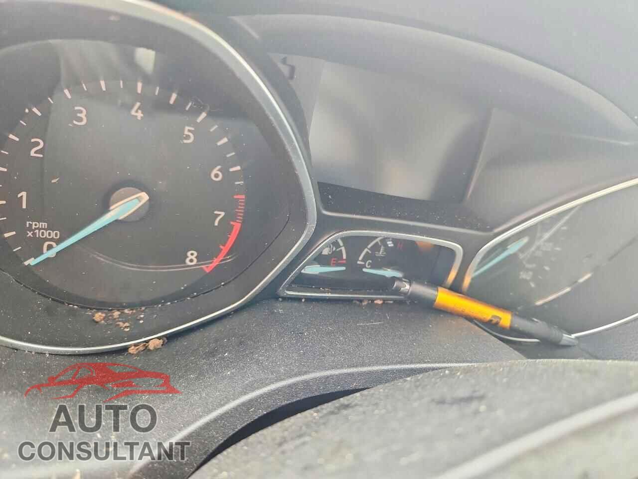 FORD ESCAPE 2018 - 1FMCU9J99JUC62298