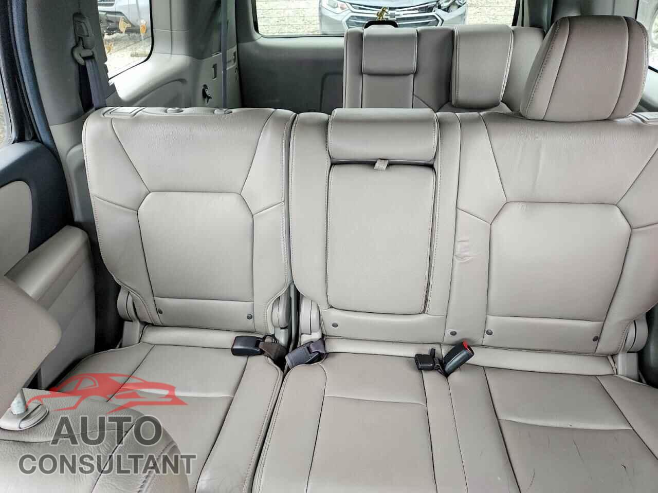 HONDA PILOT 2012 - 5FNYF4H59CB033044