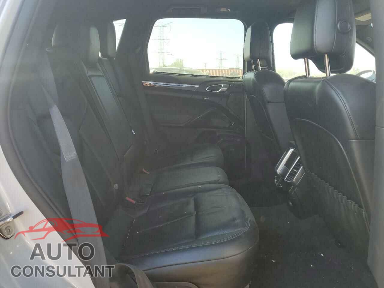 PORSCHE CAYENNE 2013 - WP1AF2A21DLA22980