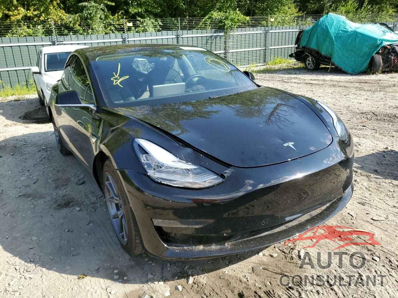 TESLA MODEL 3 2018 - 5YJ3E1EA0JF152904