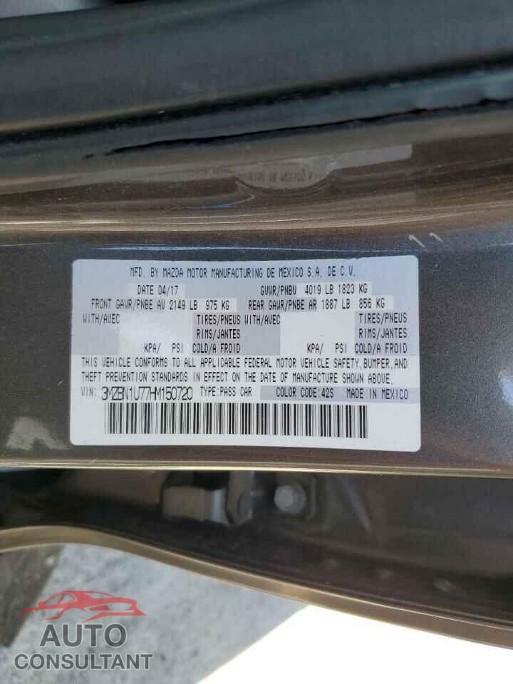 MAZDA 3 2017 - 3MZBN1U77HM150720