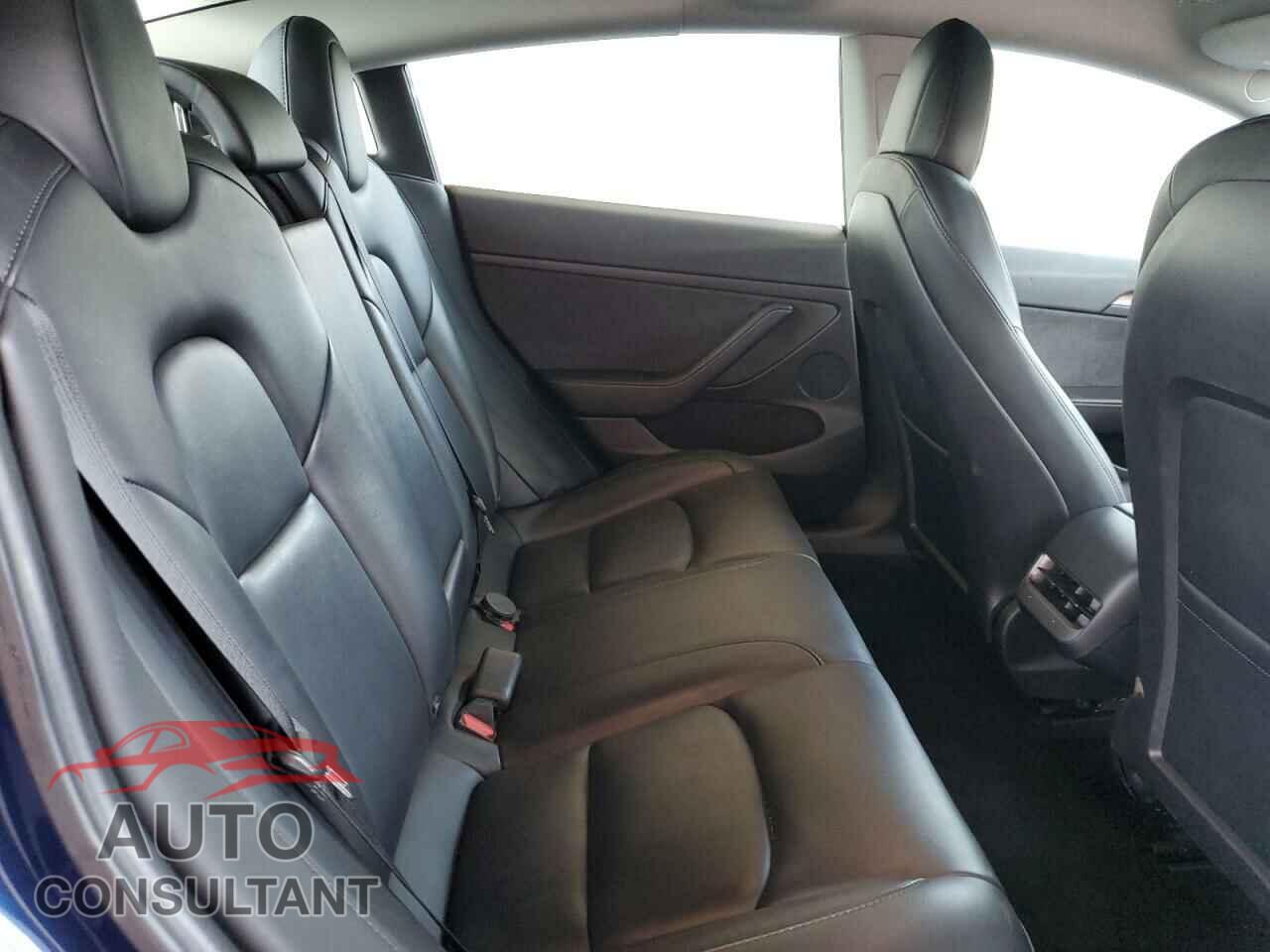 TESLA MODEL 3 2023 - 5YJ3E1EAXPF450059