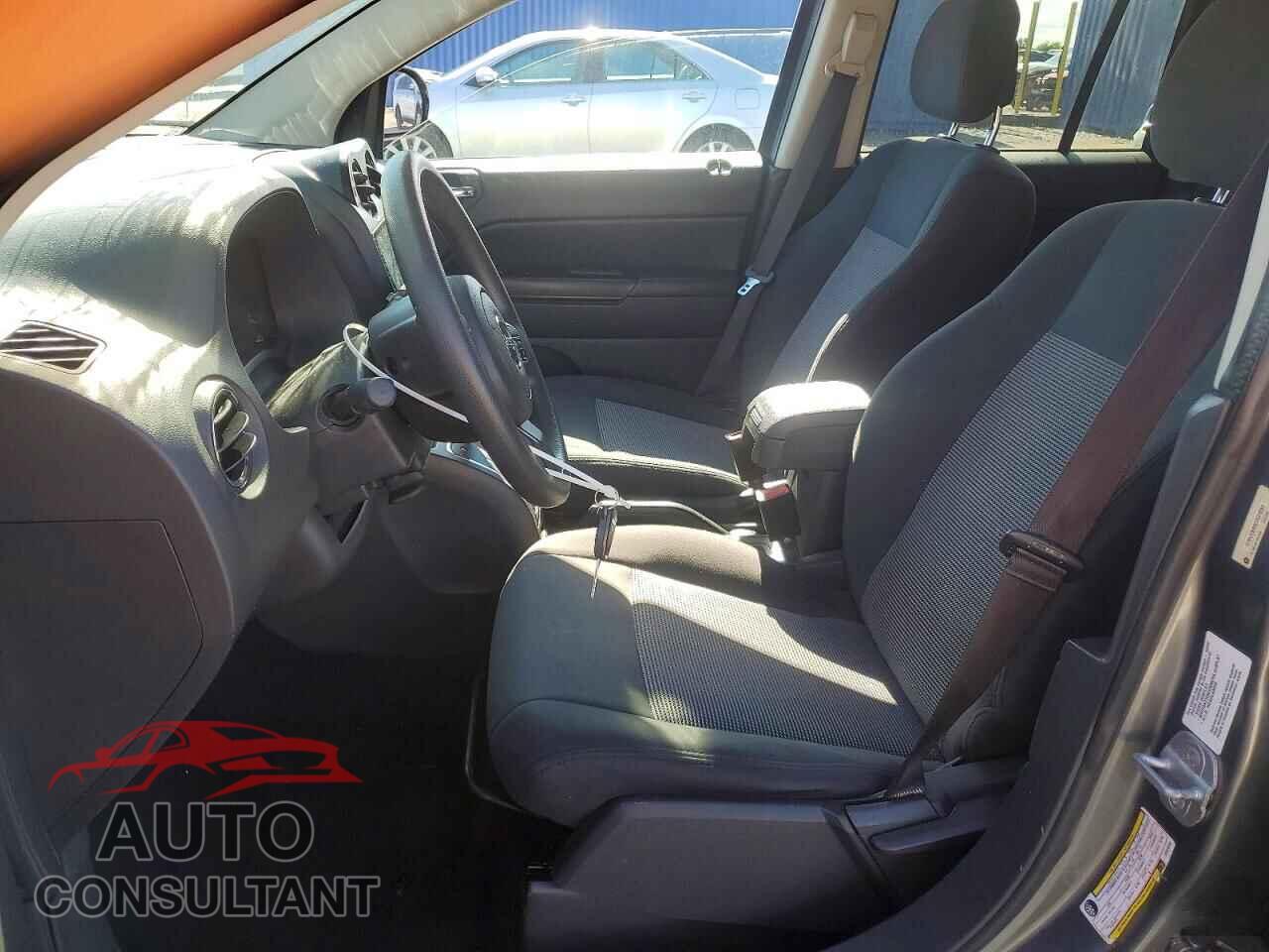 JEEP COMPASS 2012 - 1C4NJCBA0CD523283