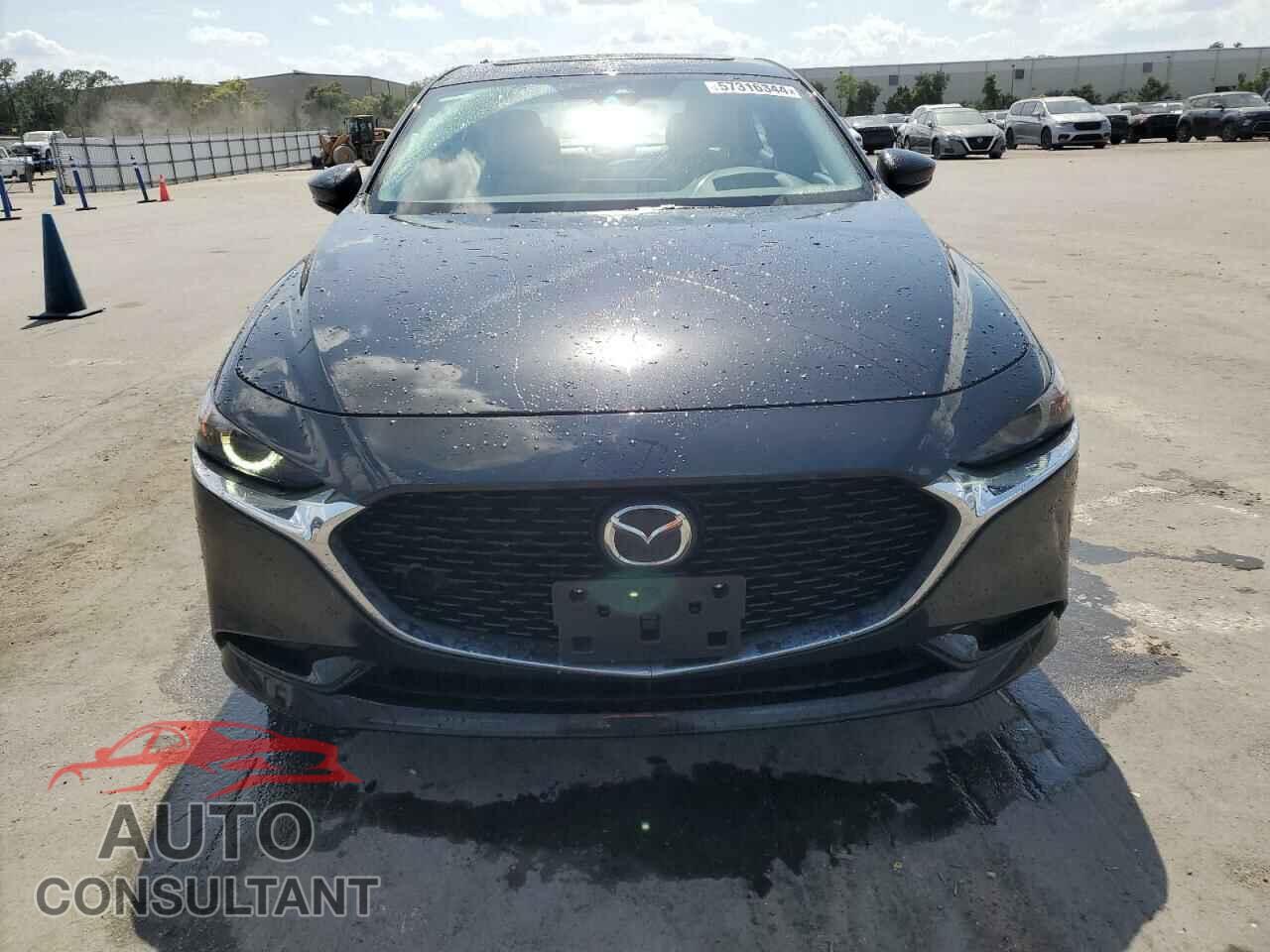 MAZDA 3 2019 - JM1BPBEM8K1139267