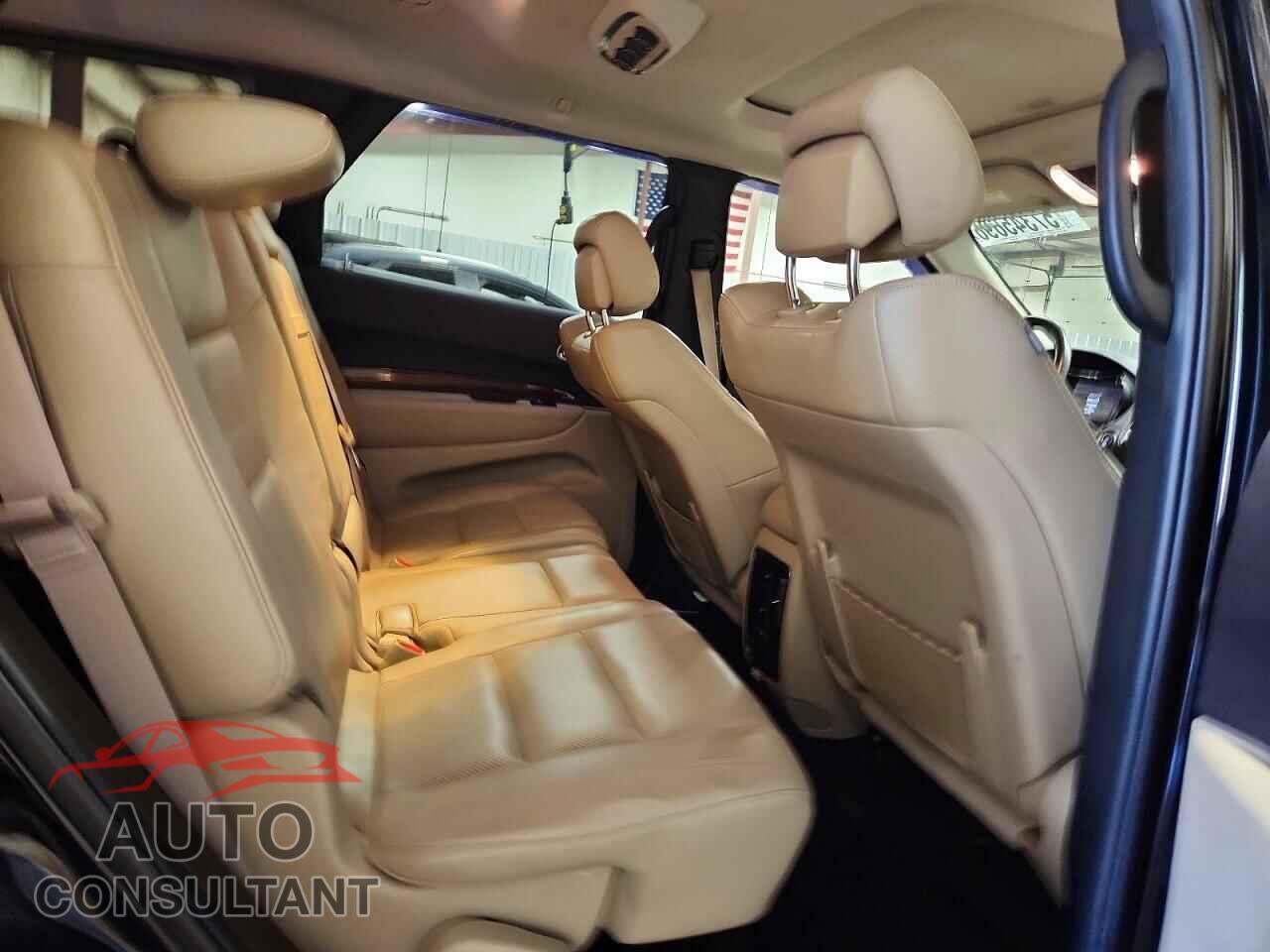 DODGE DURANGO 2017 - 1C4RDJEG6HC733333