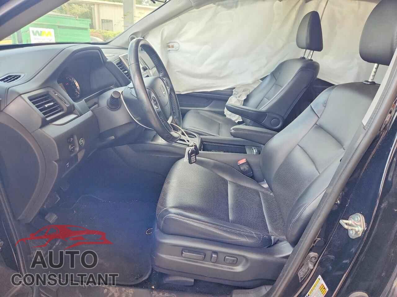 HONDA RIDGELINE 2017 - 5FPYK2F51HB011346
