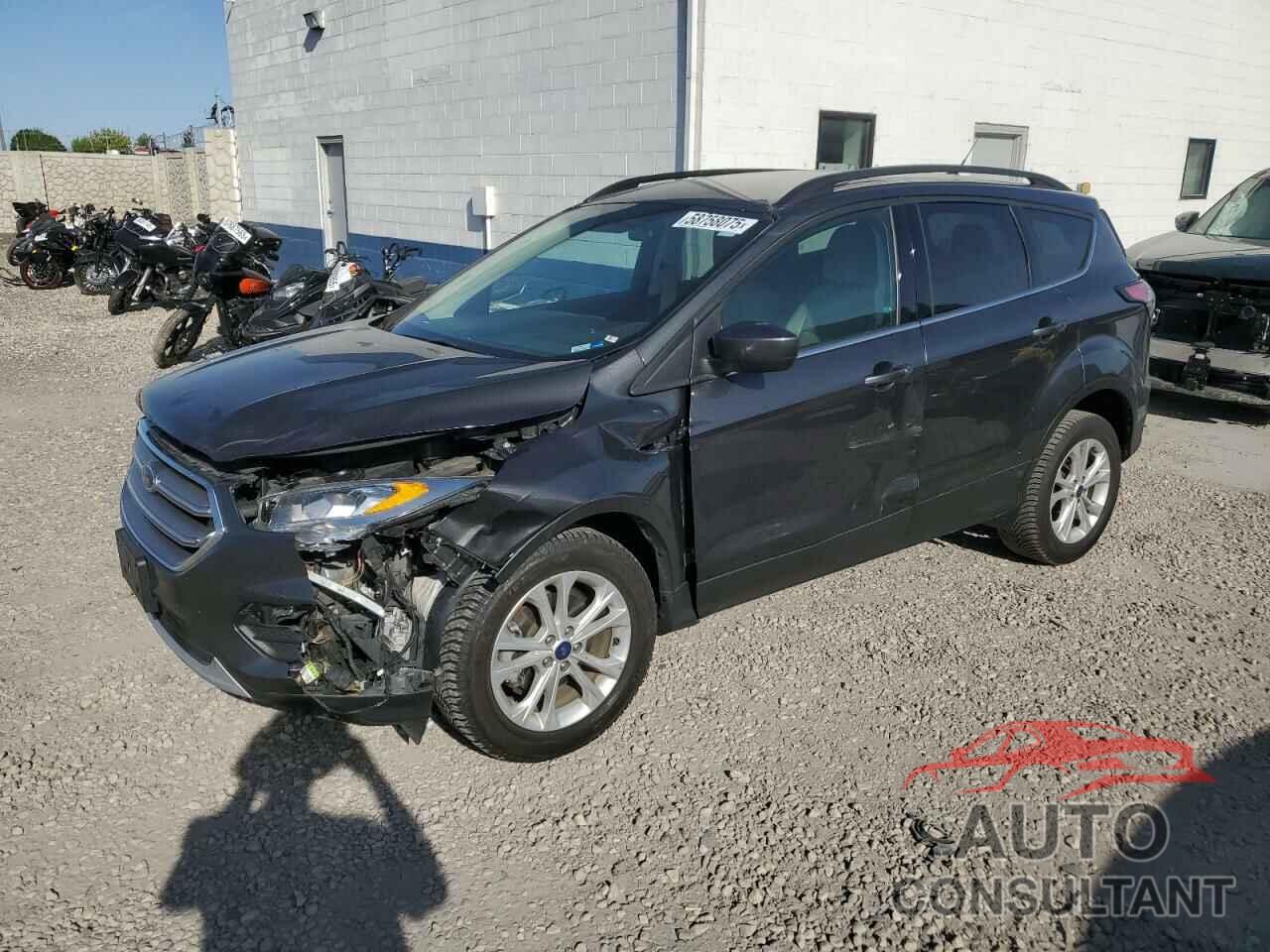 FORD ESCAPE 2017 - 1FMCU0GD8HUE63322