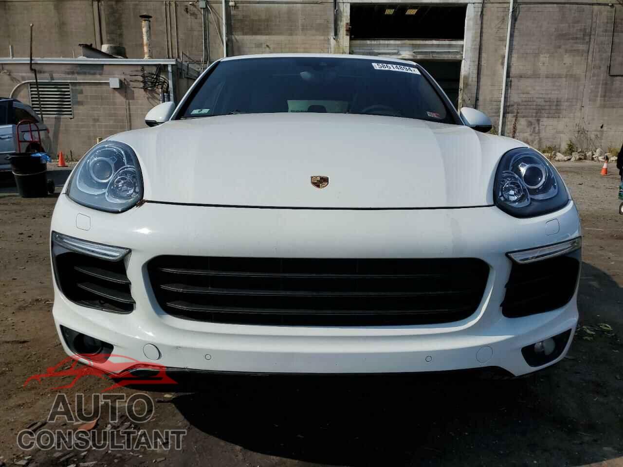 PORSCHE CAYENNE 2017 - WP1AE2A21HLA74568