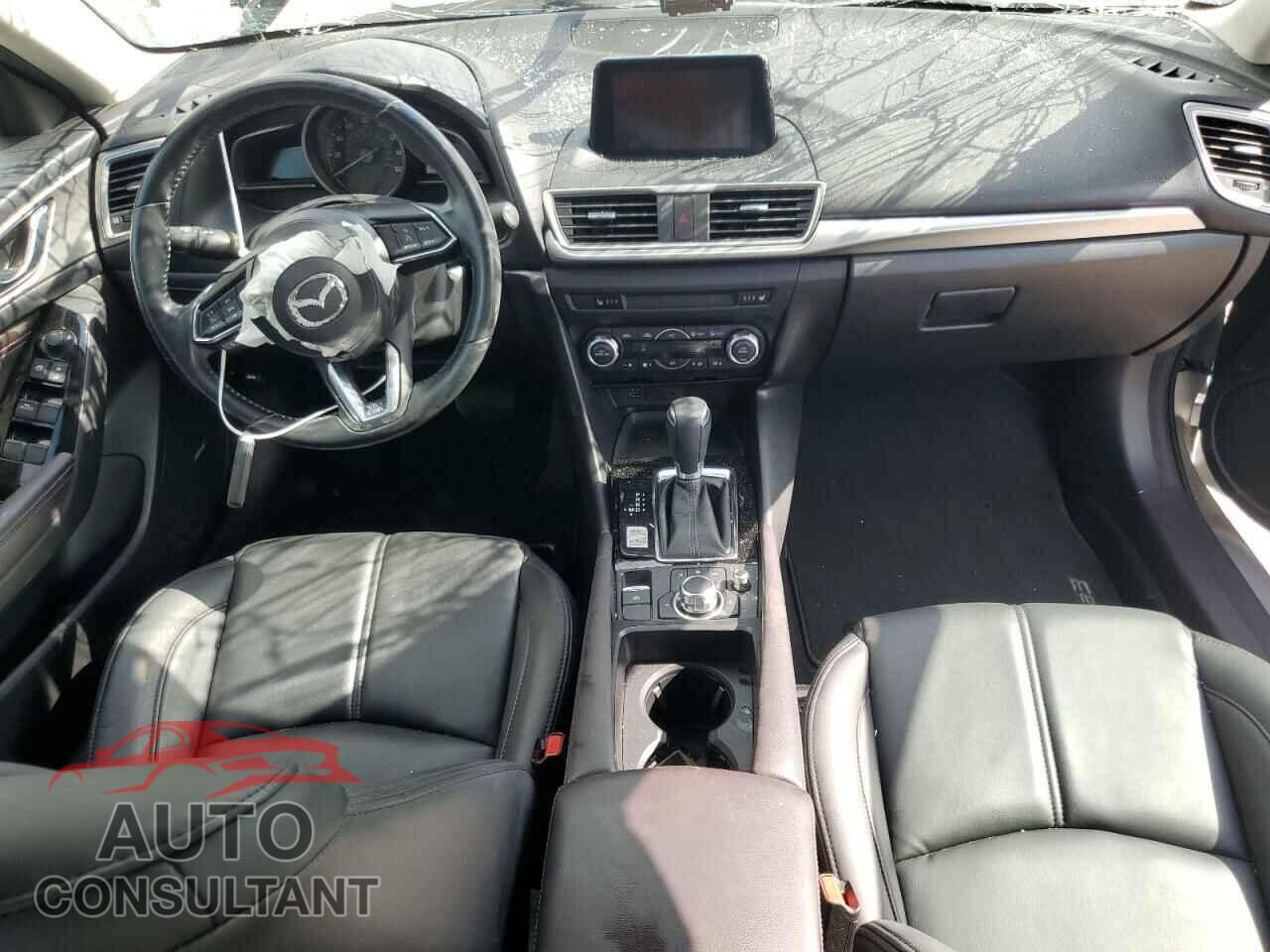 MAZDA 3 2017 - 3MZBN1V72HM124122