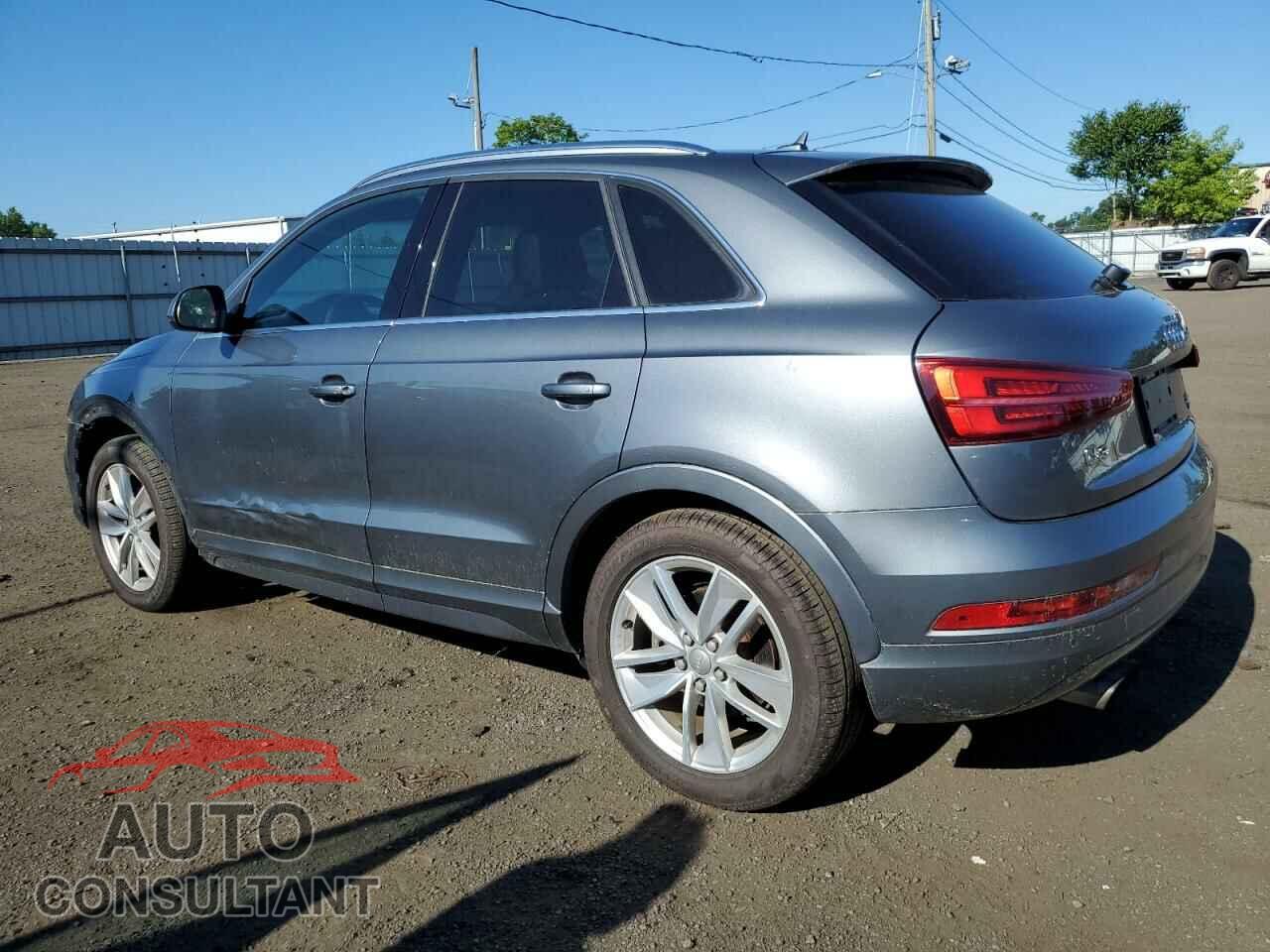 AUDI Q3 2017 - WA1JCCFS1HR003111