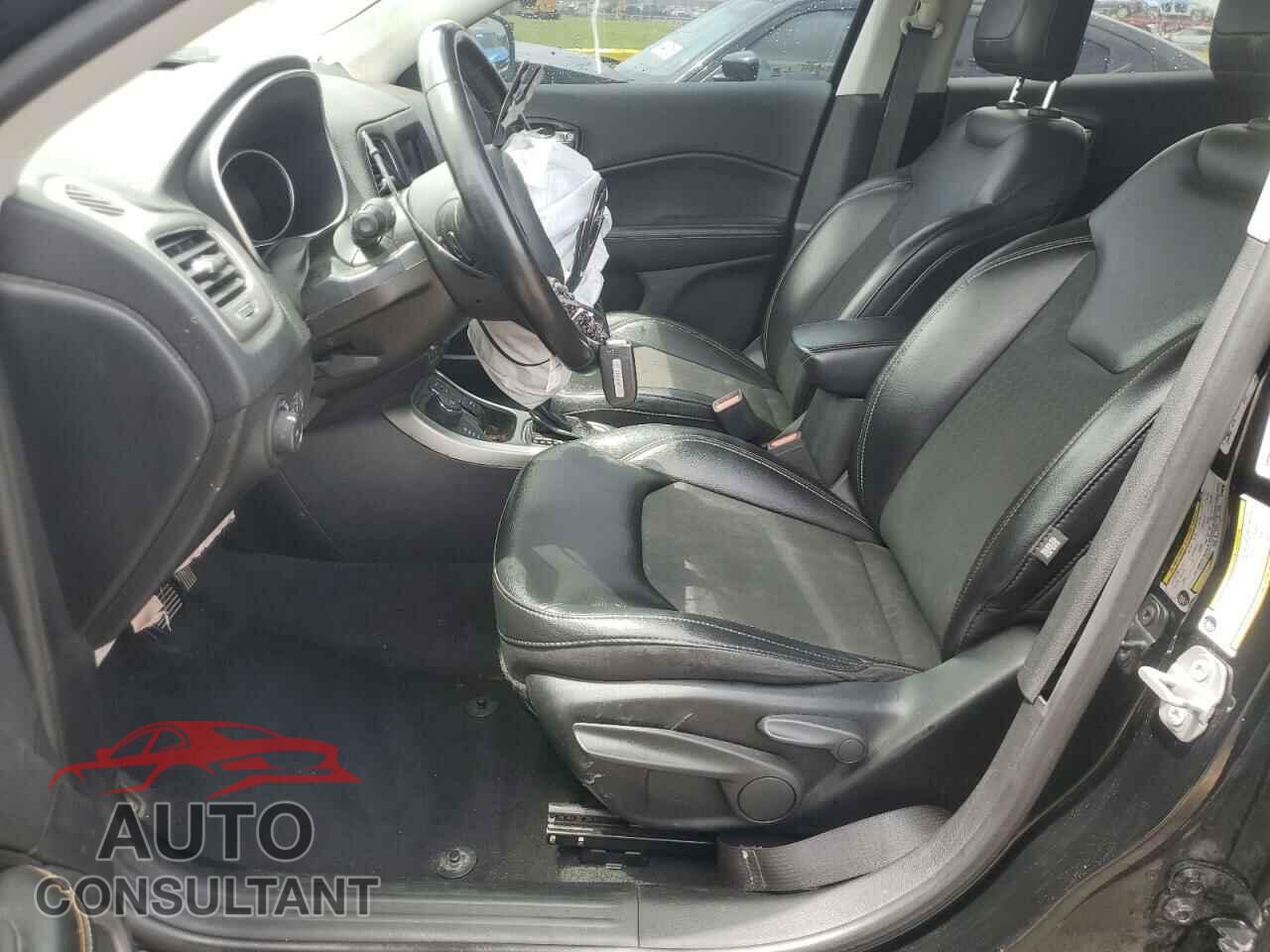 JEEP COMPASS 2019 - 3C4NJDBB5KT596835