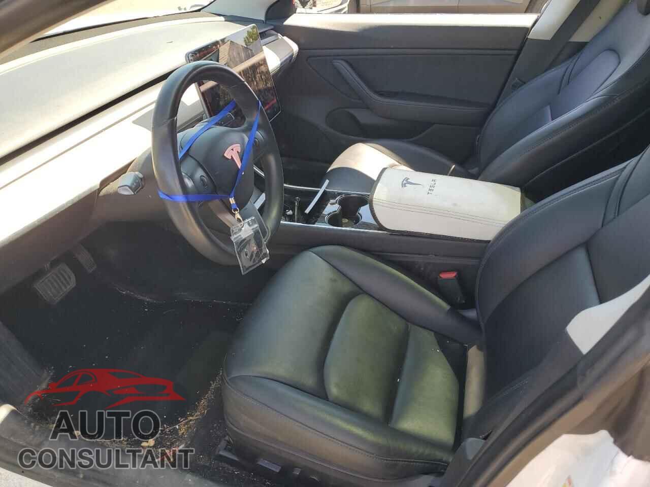 TESLA MODEL 3 2018 - 5YJ3E1EA4JF164795