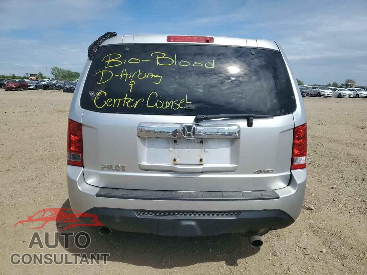 HONDA PILOT 2013 - 5FNYF4H5XDB028033
