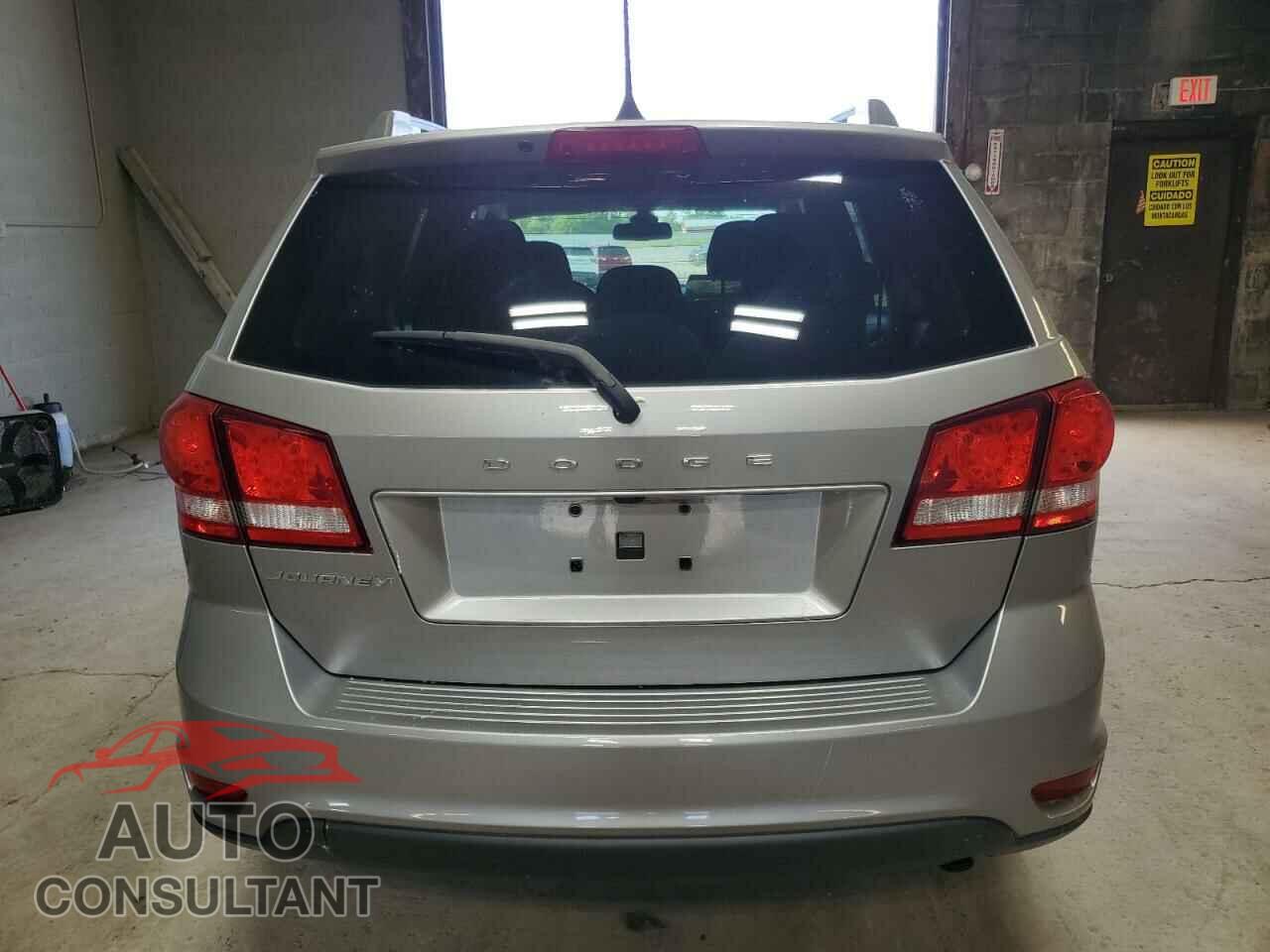 DODGE JOURNEY 2019 - 3C4PDCBB0KT758669