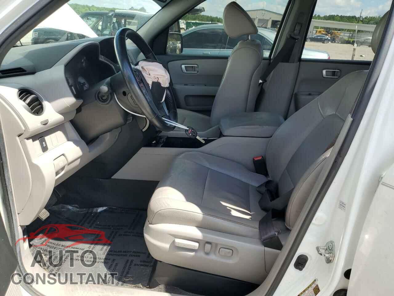 HONDA PILOT 2012 - 5FNYF3H50CB026414