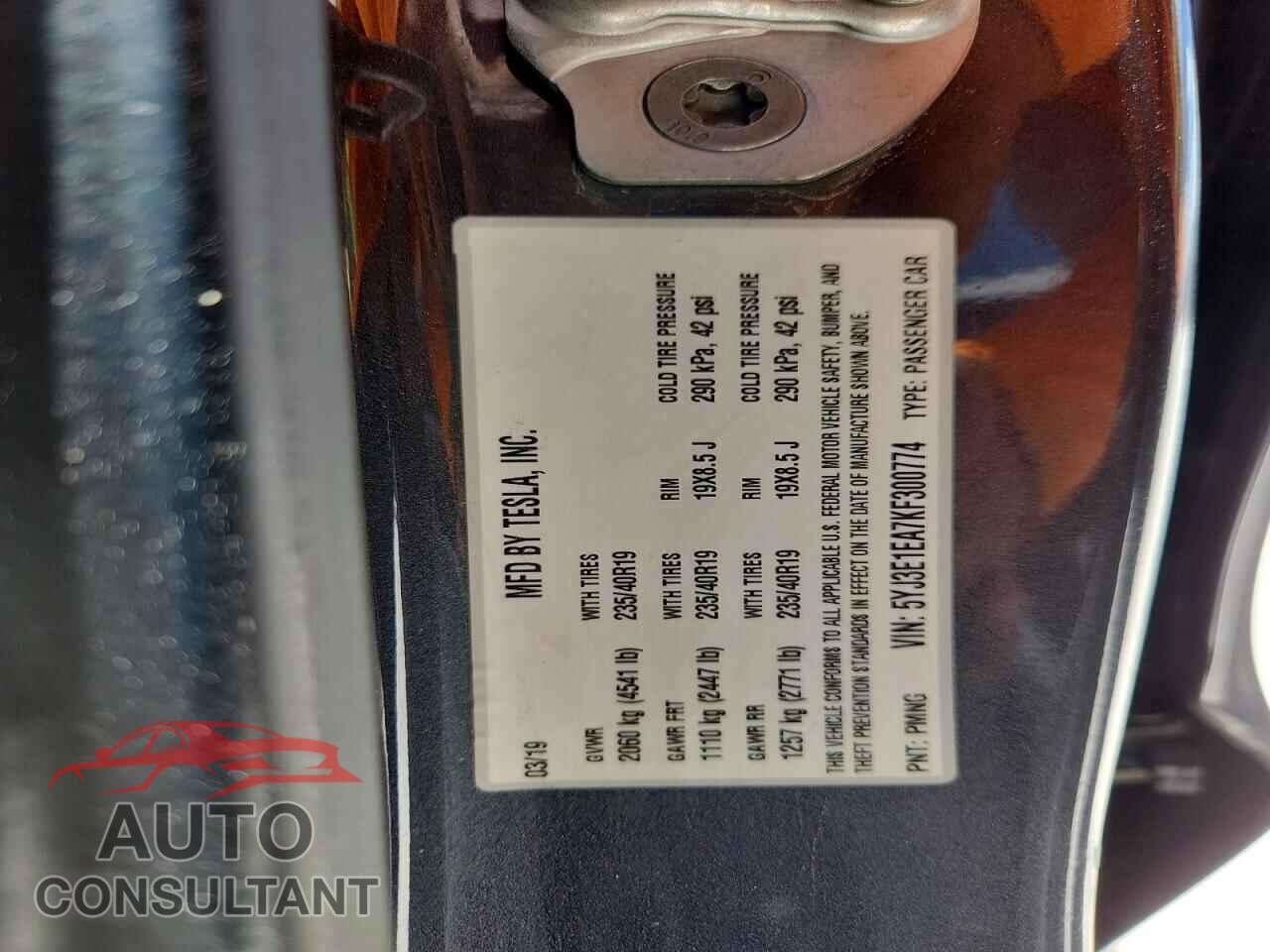 TESLA MODEL 3 2019 - 5YJ3E1EA7KF300774