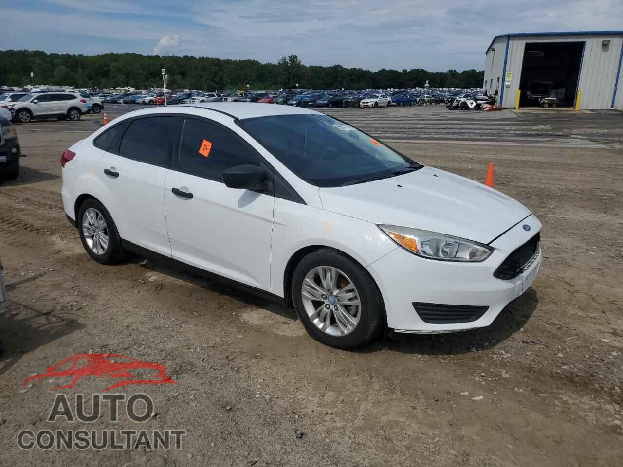 FORD FOCUS 2016 - 1FADP3E22GL256874
