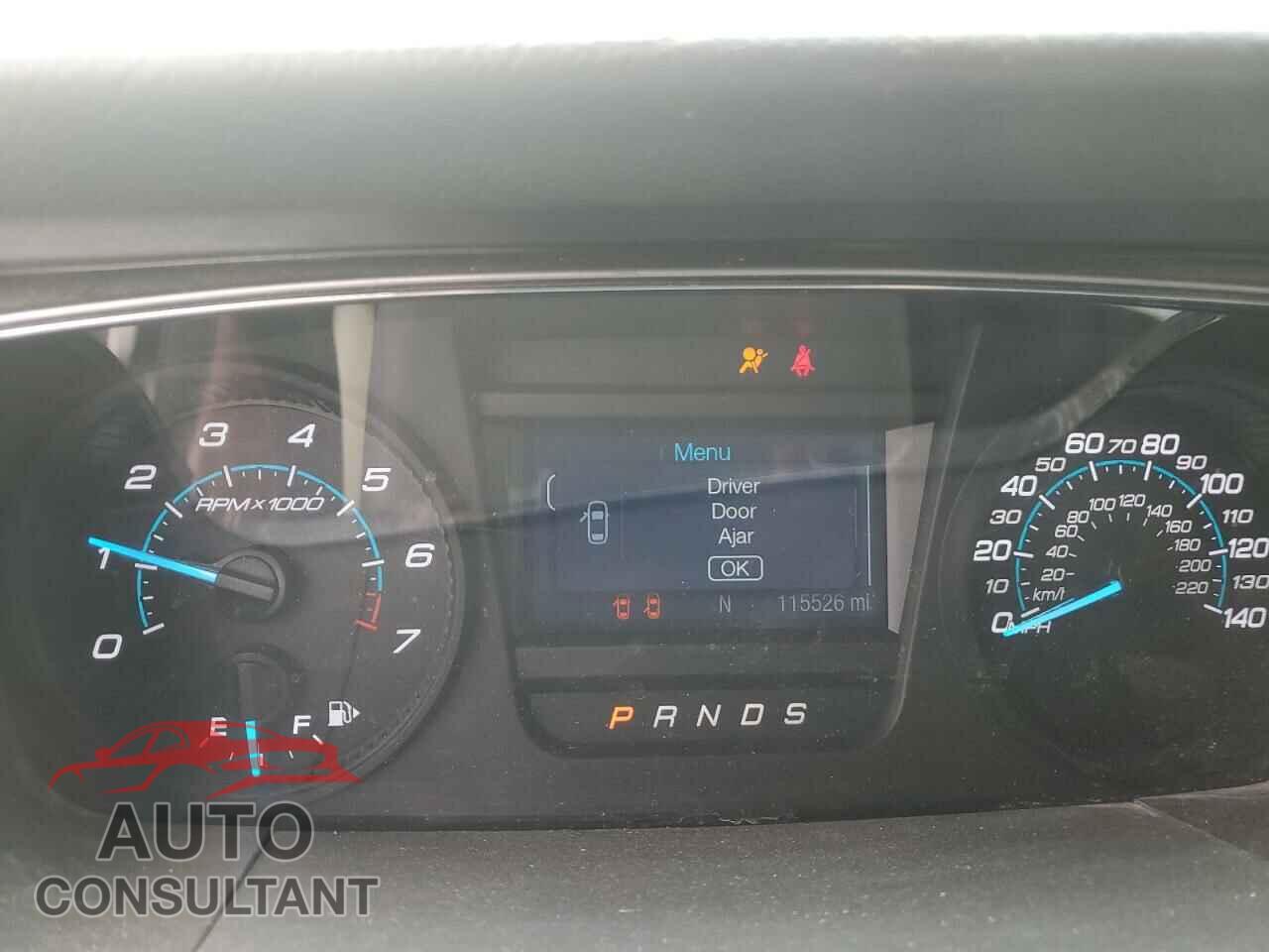 FORD TAURUS 2017 - 1FAHP2E84HG133376