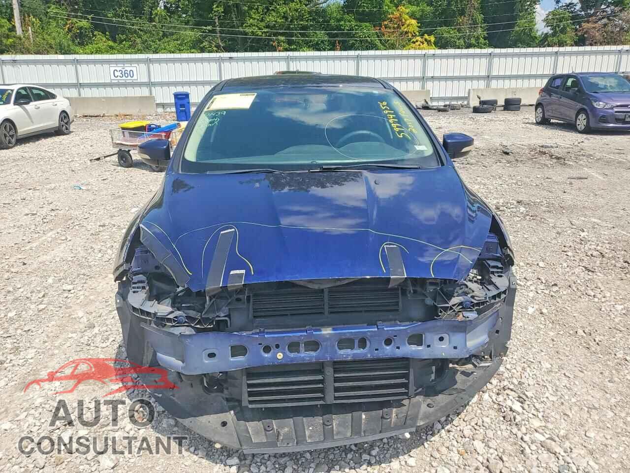 FORD FOCUS 2017 - 1FADP3M2XHL263395