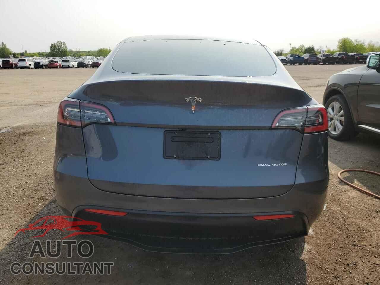 TESLA MODEL Y 2023 - 7SAYGDEE9PF776183