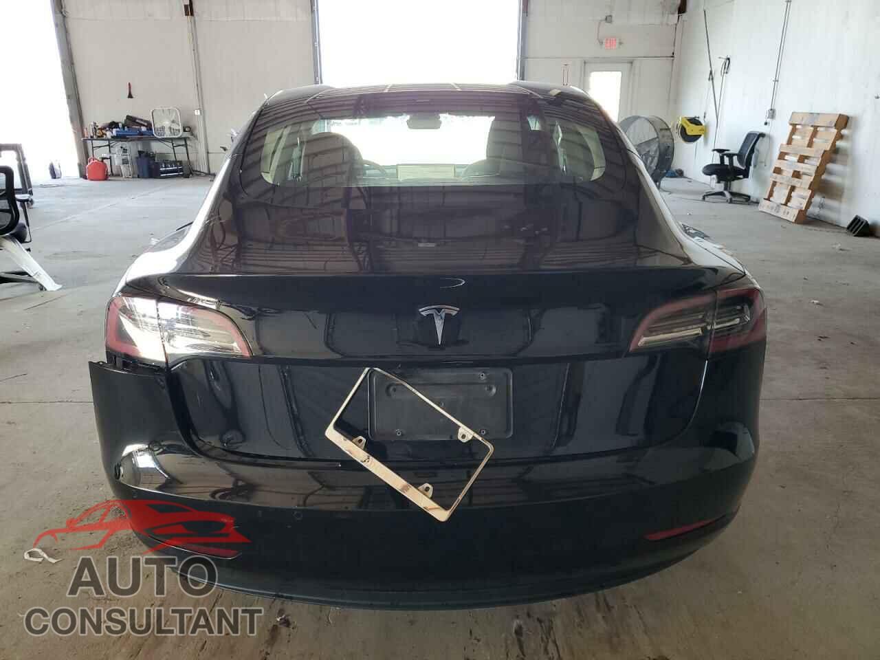 TESLA MODEL 3 2022 - 5YJ3E1EA2NF189863