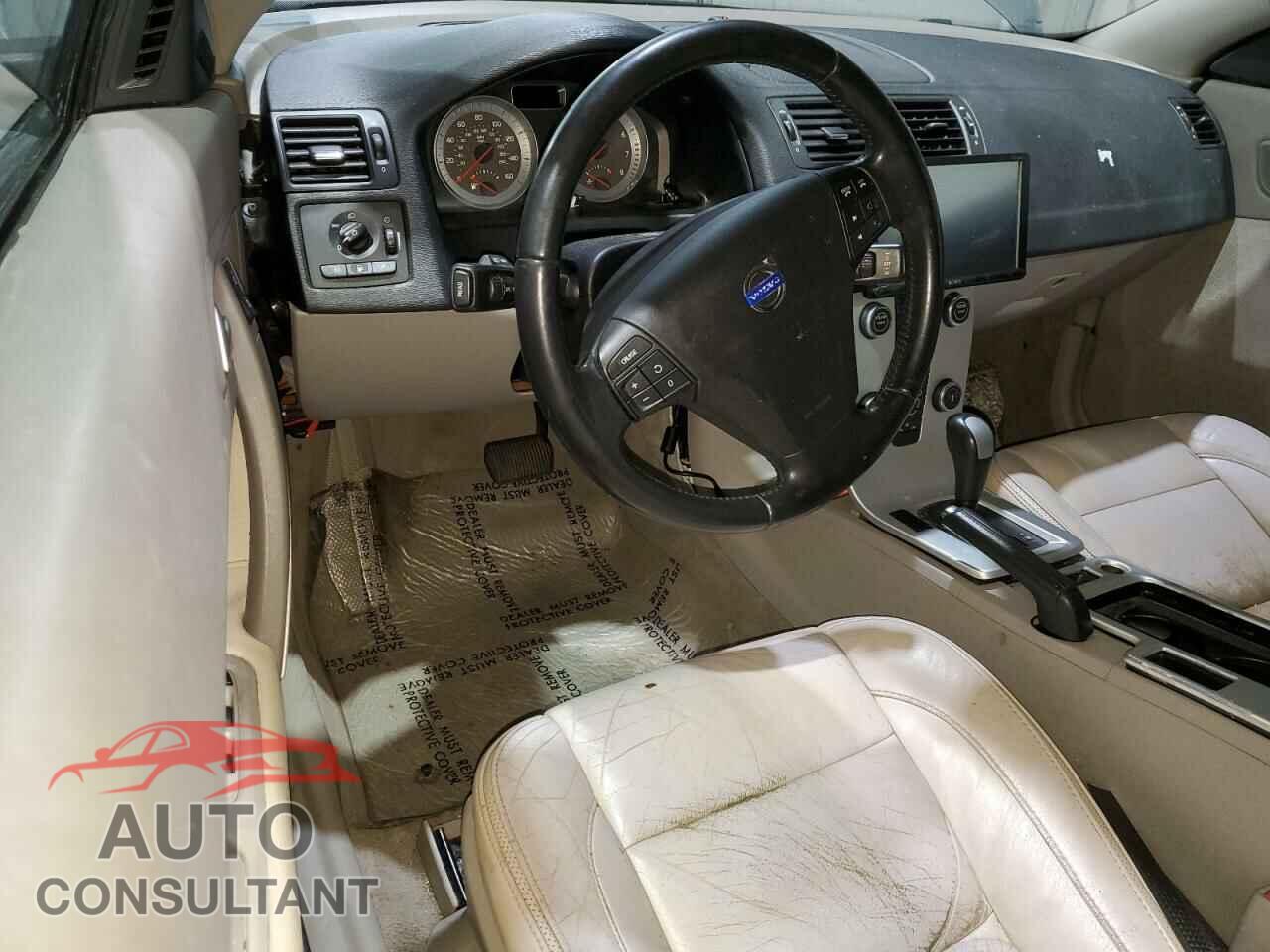 VOLVO C70 2012 - YV1672MC6CJ131836