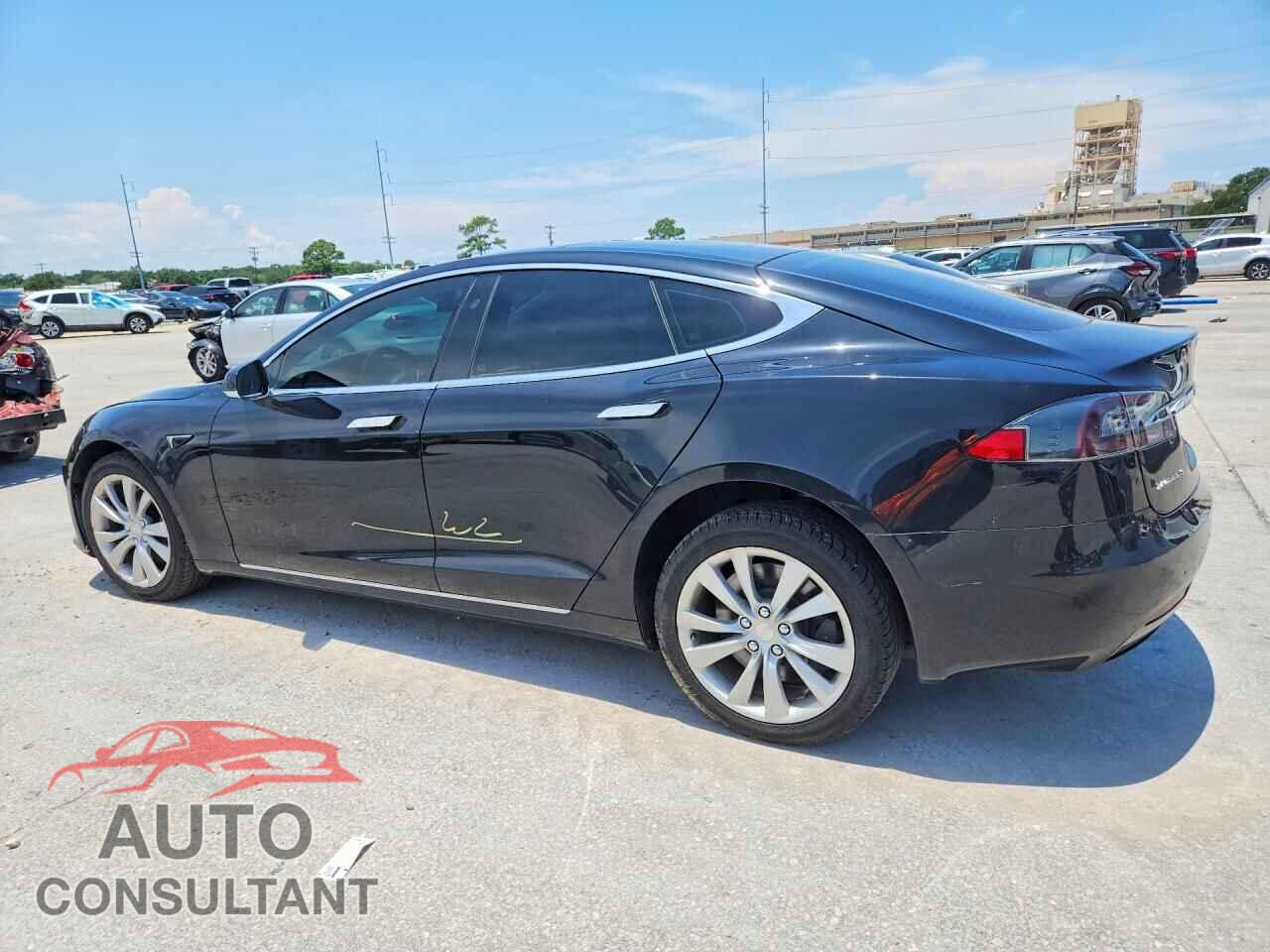 TESLA MODEL S 2017 - 5YJSA1E26HF206457