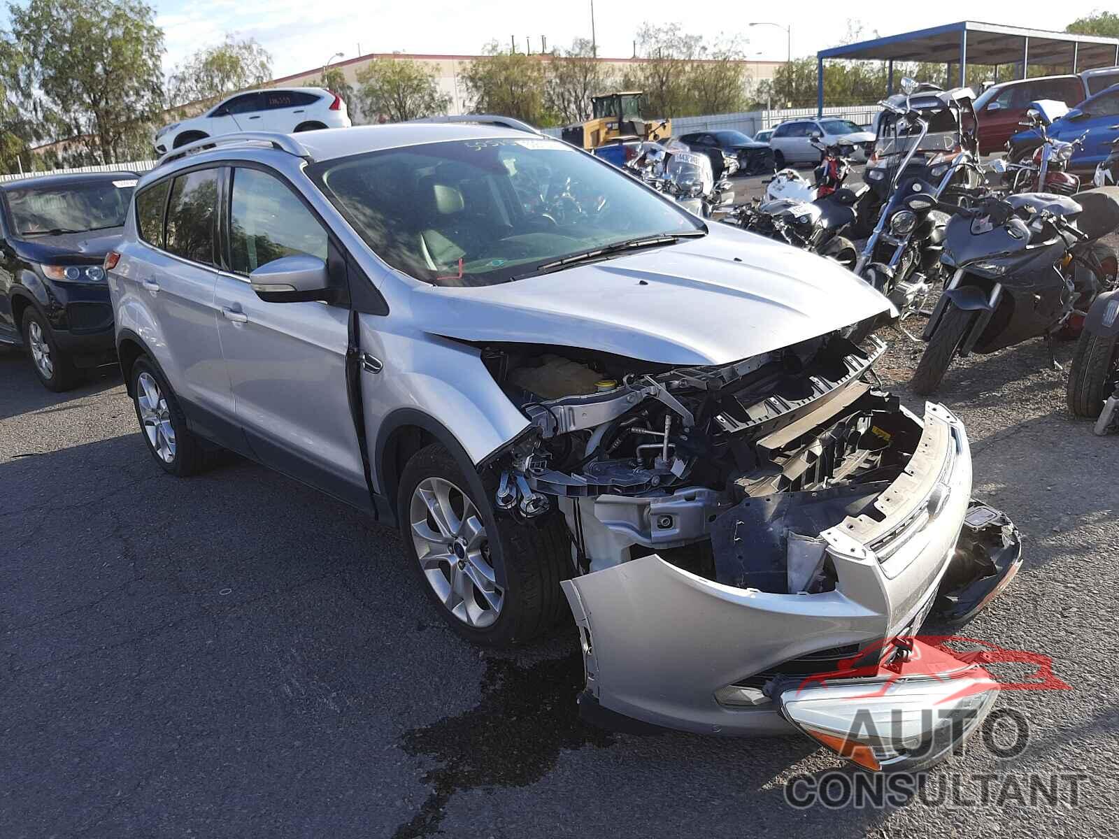 FORD ESCAPE 2016 - 1FMCU9J99GUC12283