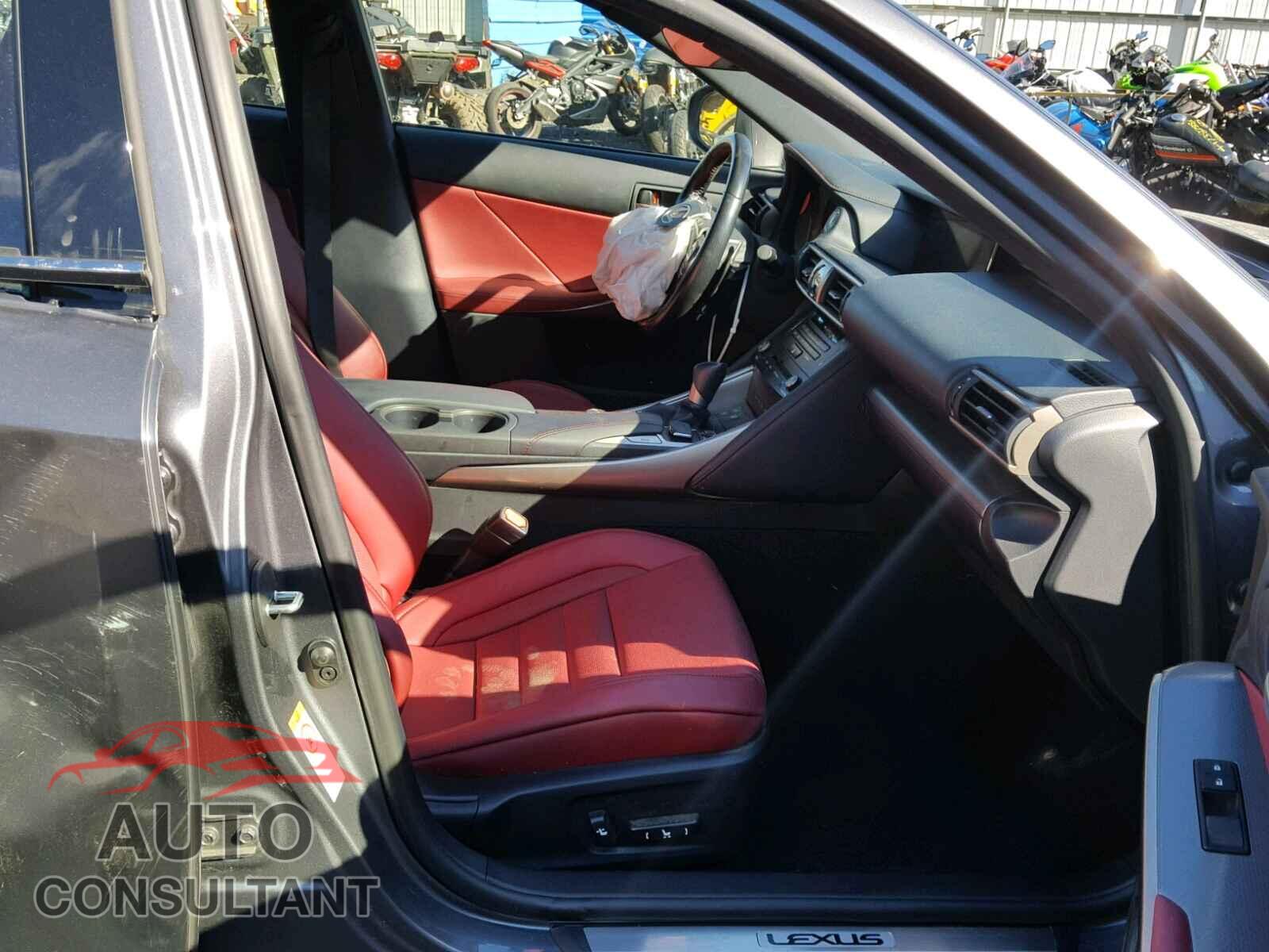 LEXUS IS 2017 - JTHCM1D27H5020018