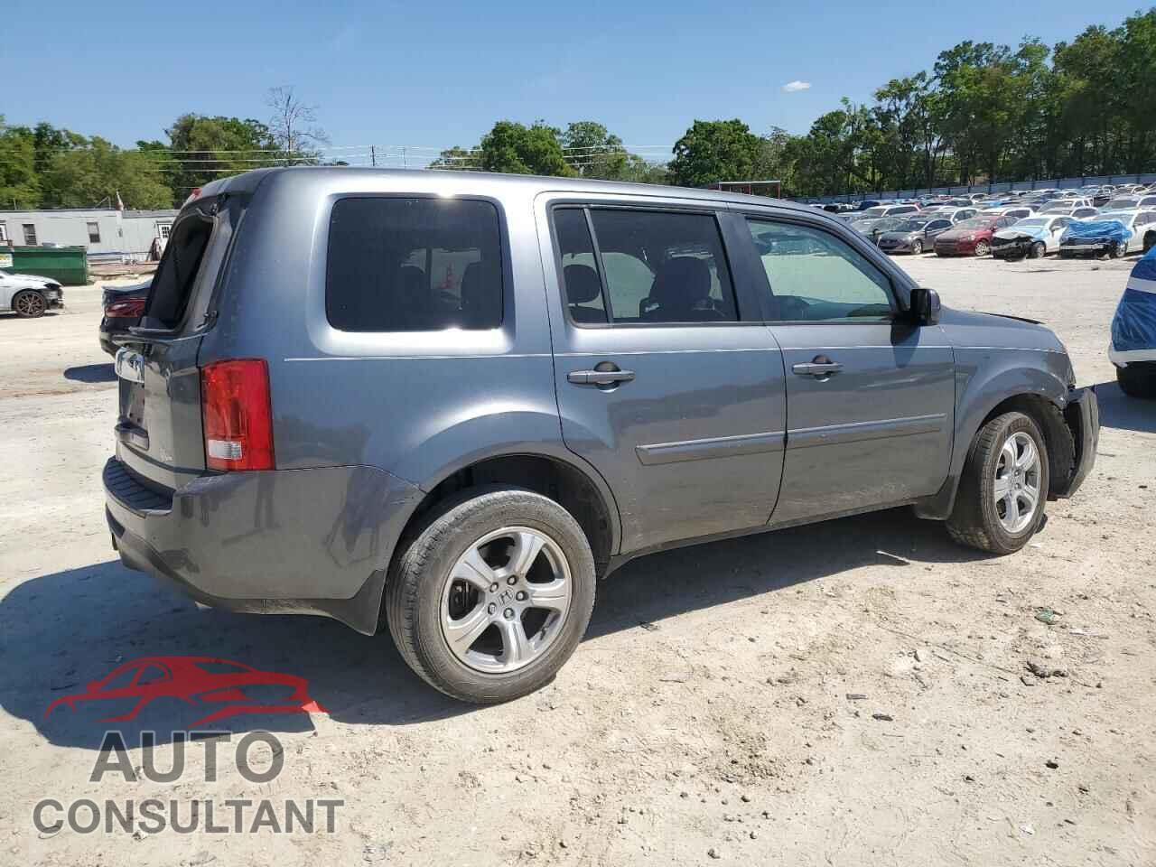 HONDA PILOT 2013 - 5FNYF3H56DB011109
