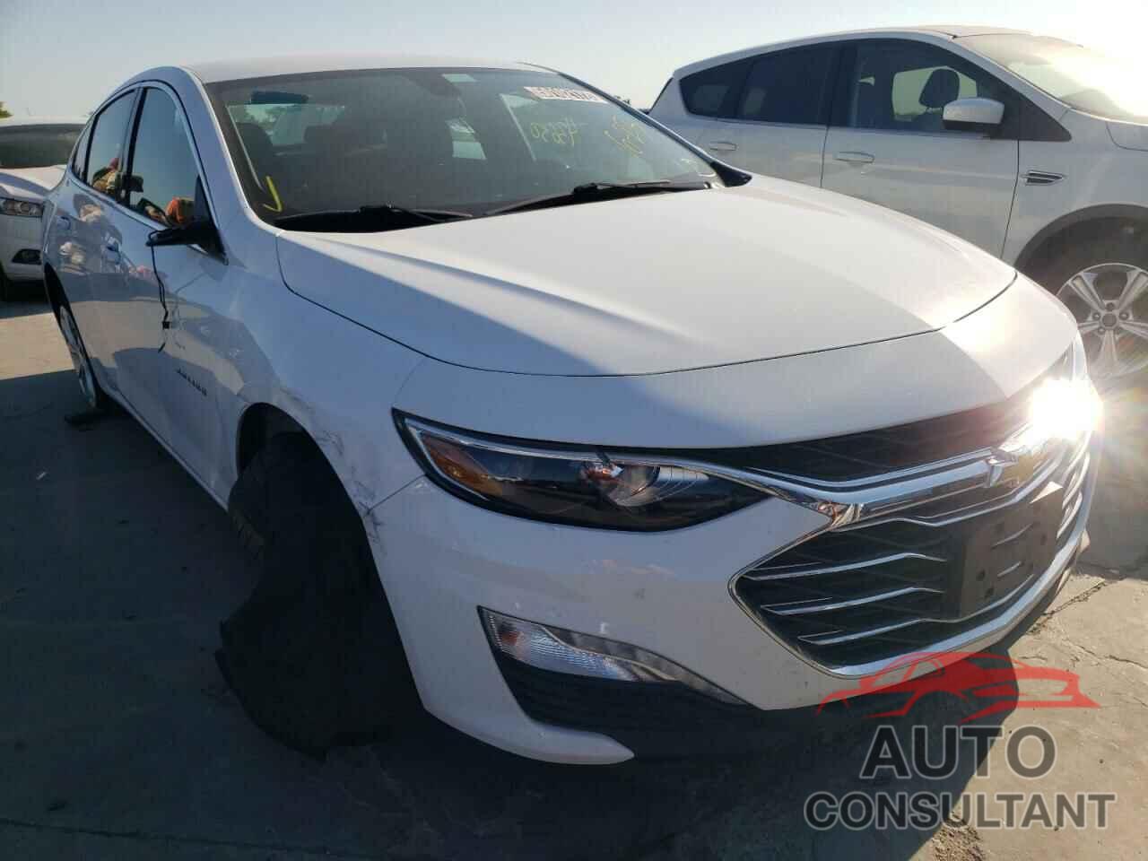 CHEVROLET MALIBU 2020 - 1G1ZD5STXLF118115