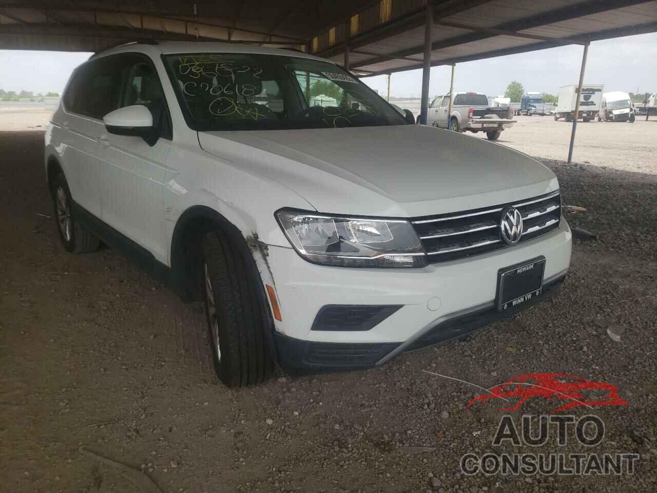 VOLKSWAGEN TIGUAN 2018 - 3VV1B7AX3JM127845