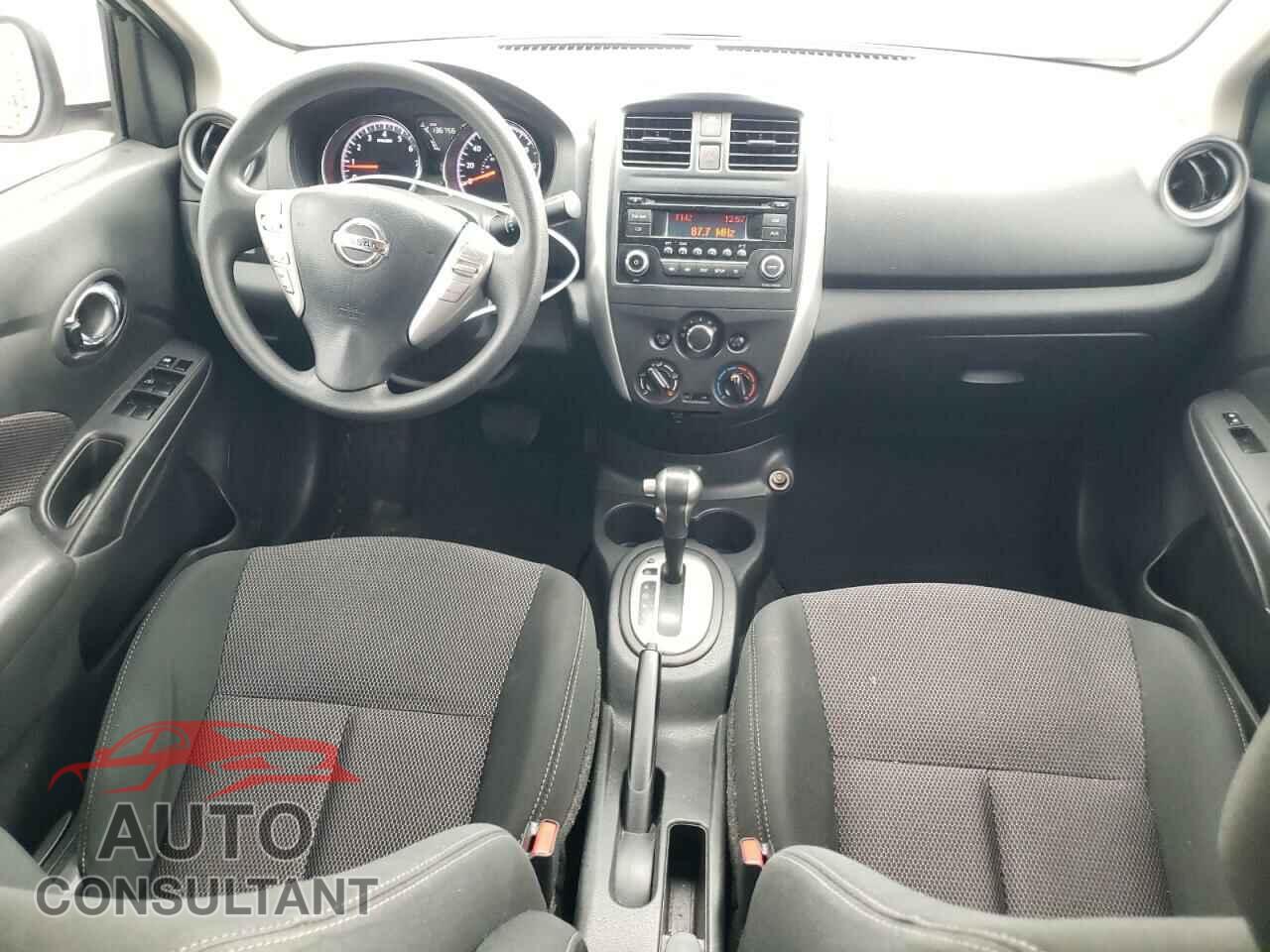 NISSAN VERSA 2017 - 3N1CN7AP1HL867671