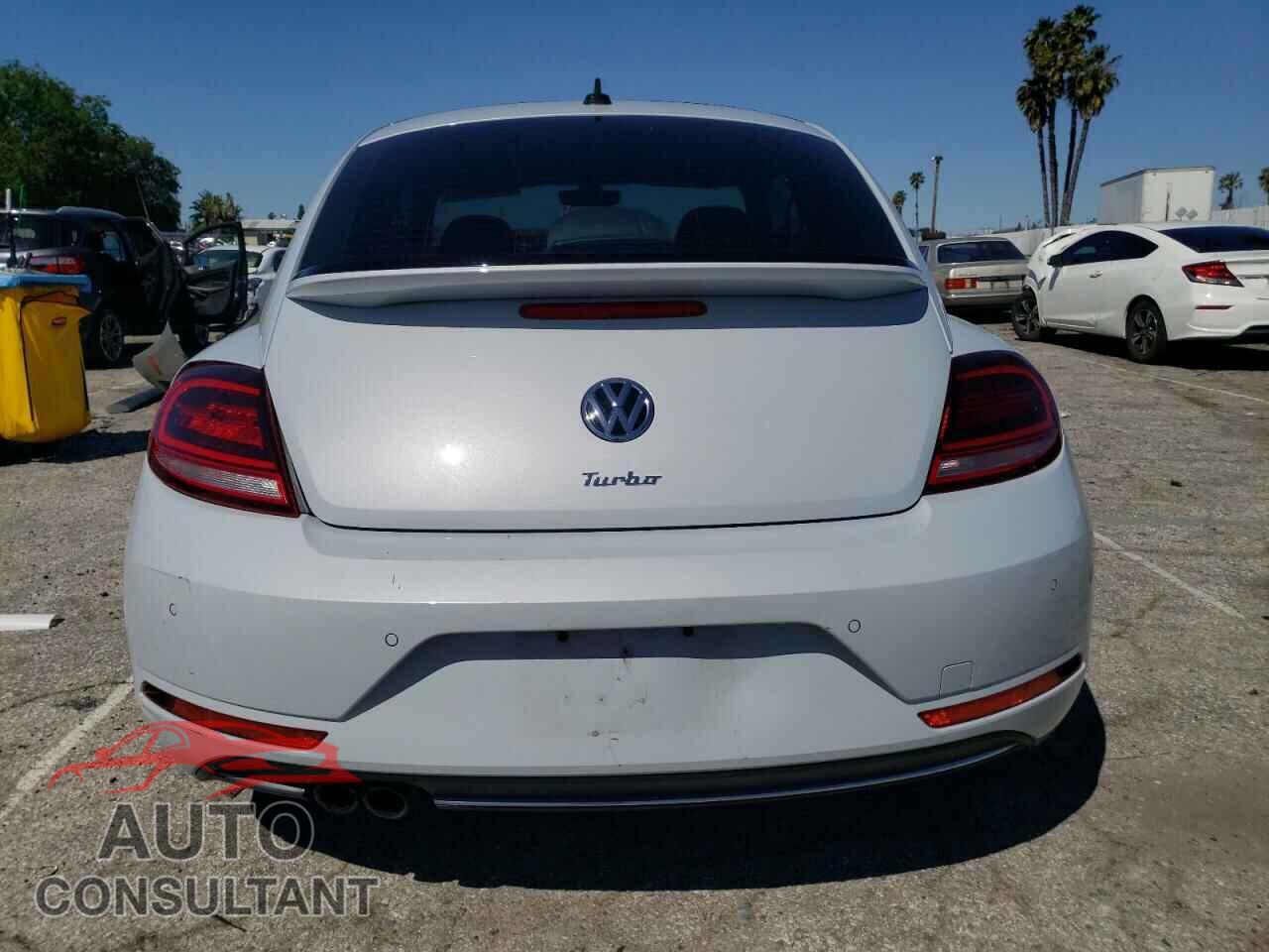 VOLKSWAGEN BEETLE 2017 - 3VWJ17AT3HM624867