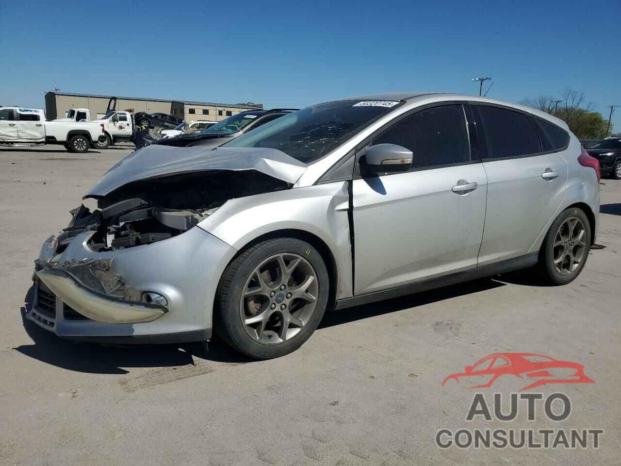 FORD FOCUS 2014 - 1FADP3K2XEL443829