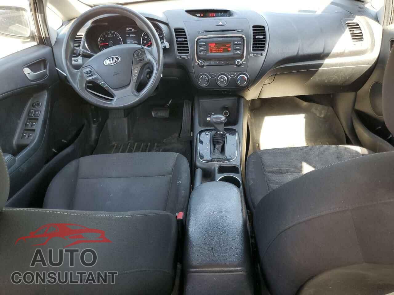 KIA FORTE 2017 - 3KPFK4A73HE104766