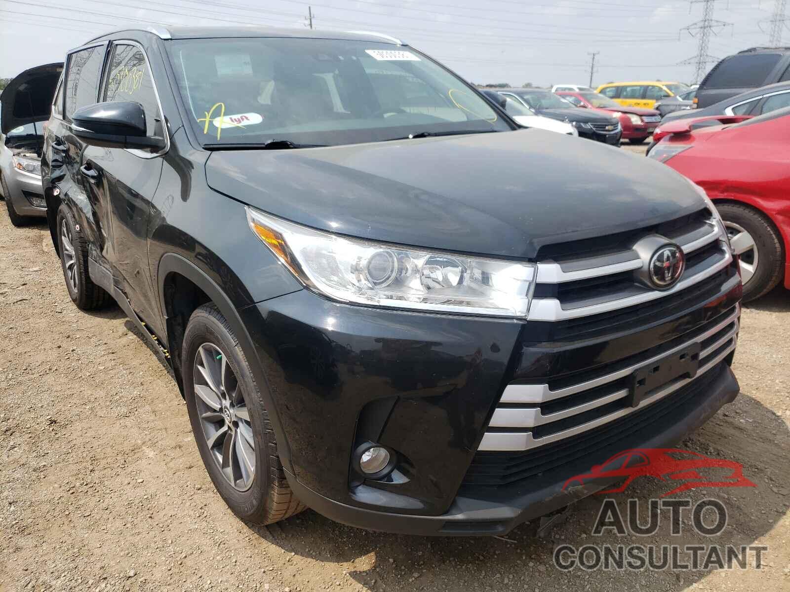 TOYOTA HIGHLANDER 2019 - 5TDJZRFH8KS599385