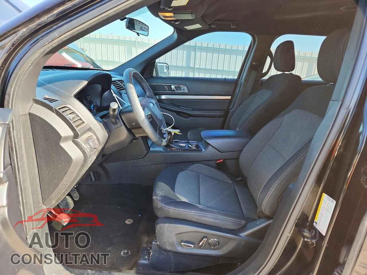 FORD EXPLORER 2018 - 1FM5K8DH1JGB09120
