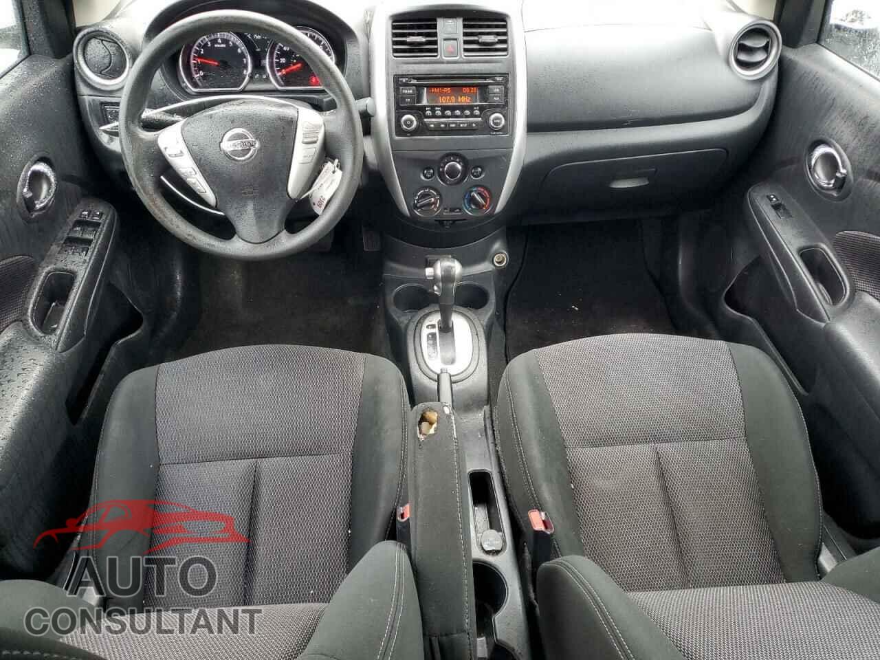 NISSAN VERSA 2017 - 3N1CN7AP3HL843159