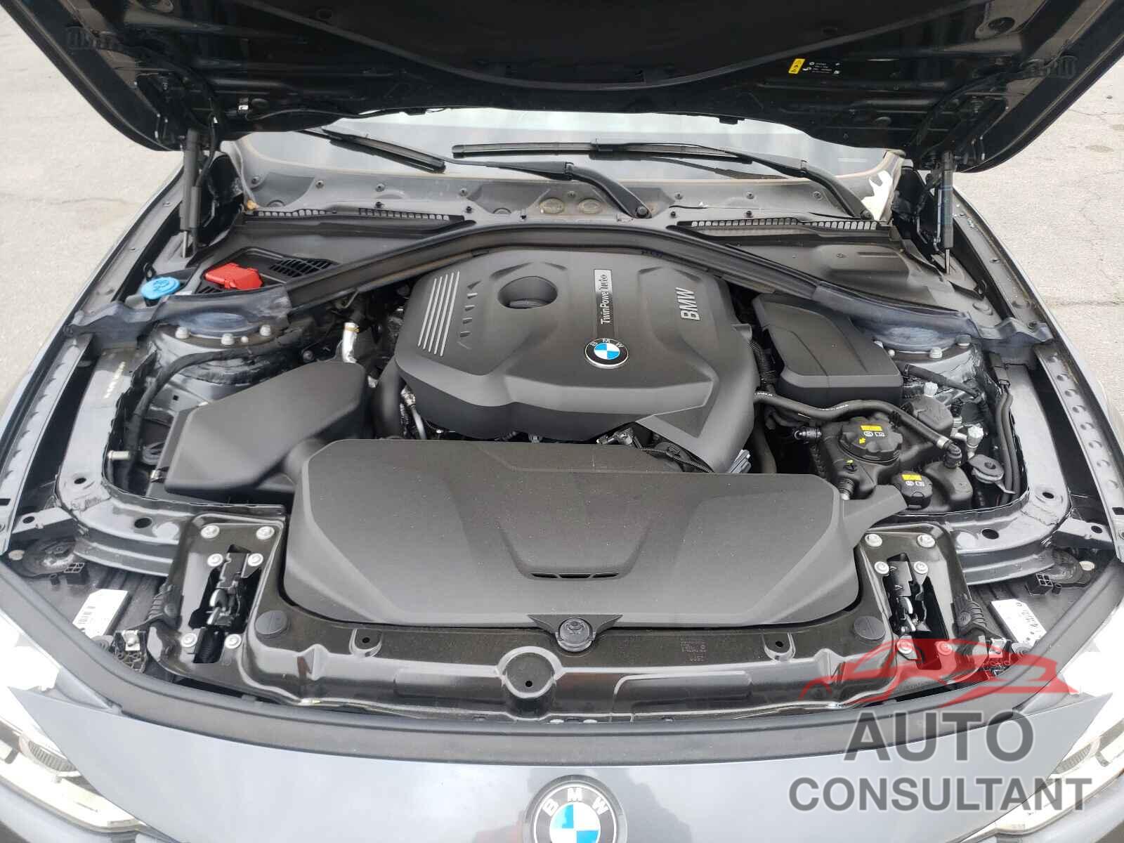 BMW 3 SERIES 2018 - WBA8D9G53JNU71641