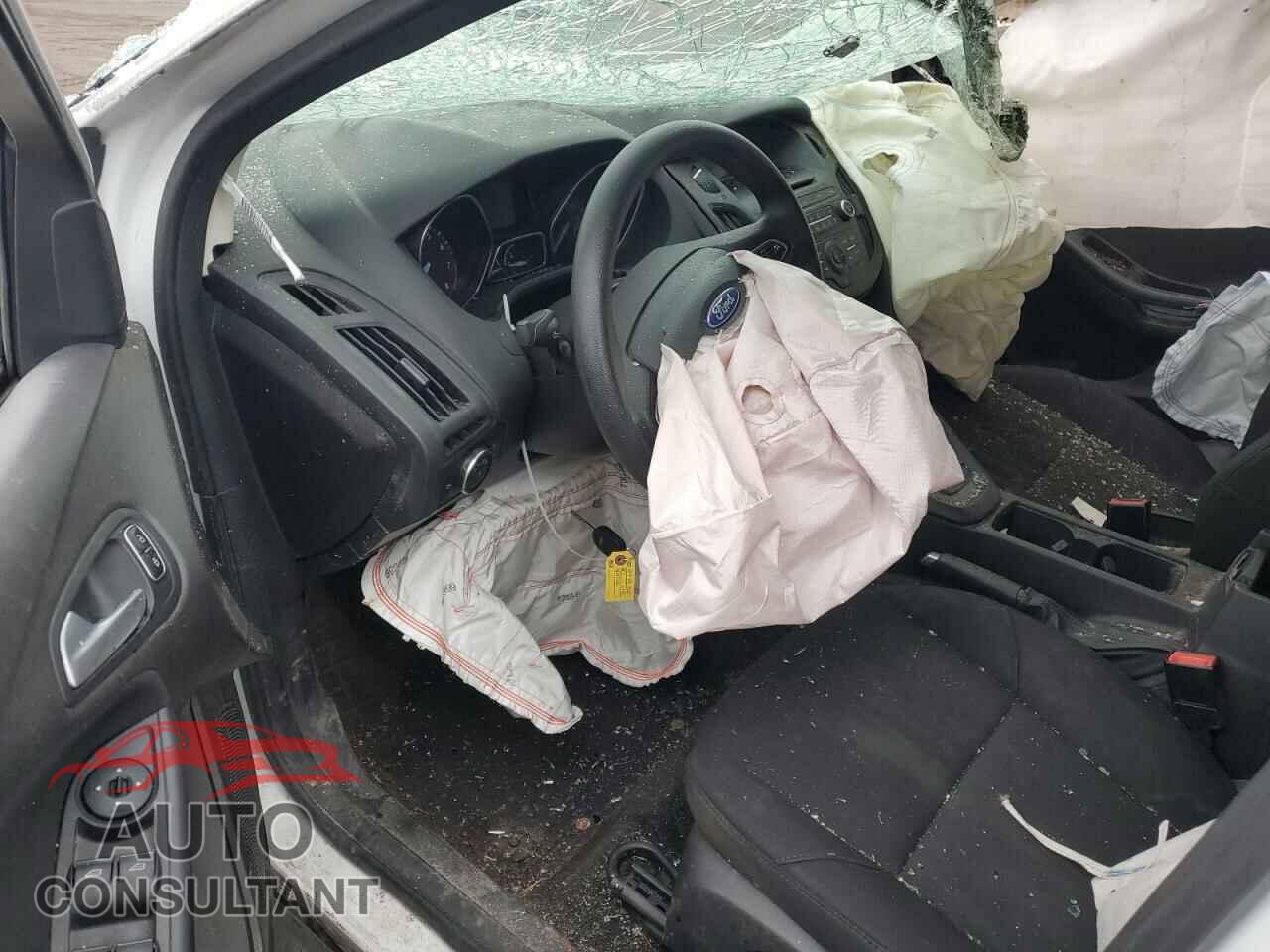 FORD FOCUS 2017 - 1FADP3K23HL247963
