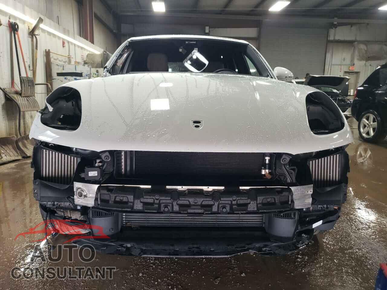 PORSCHE MACAN 2024 - WP1AG2A58RLB35016