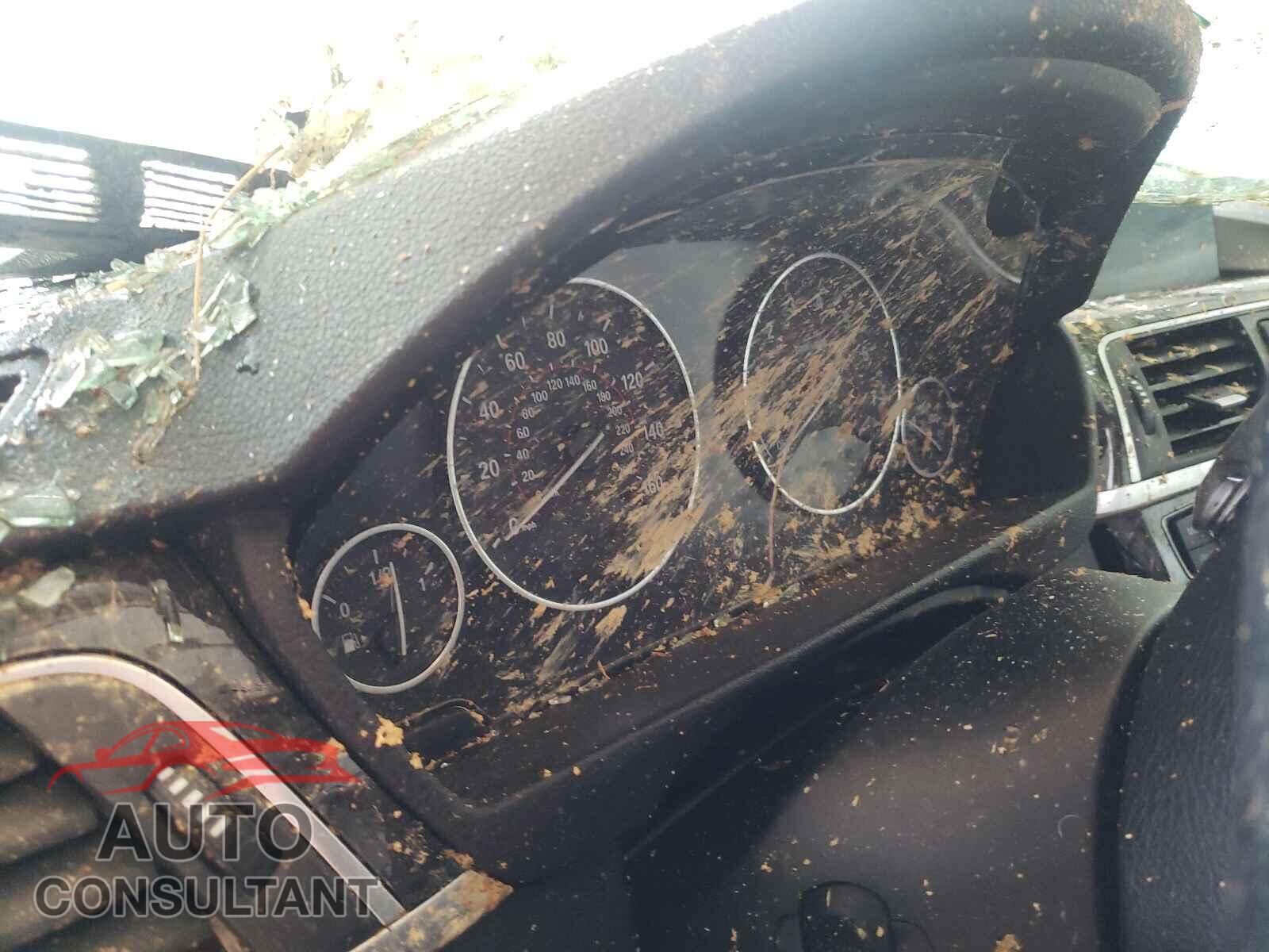 BMW 3 SERIES 2016 - WBA8E9G59GNU30601