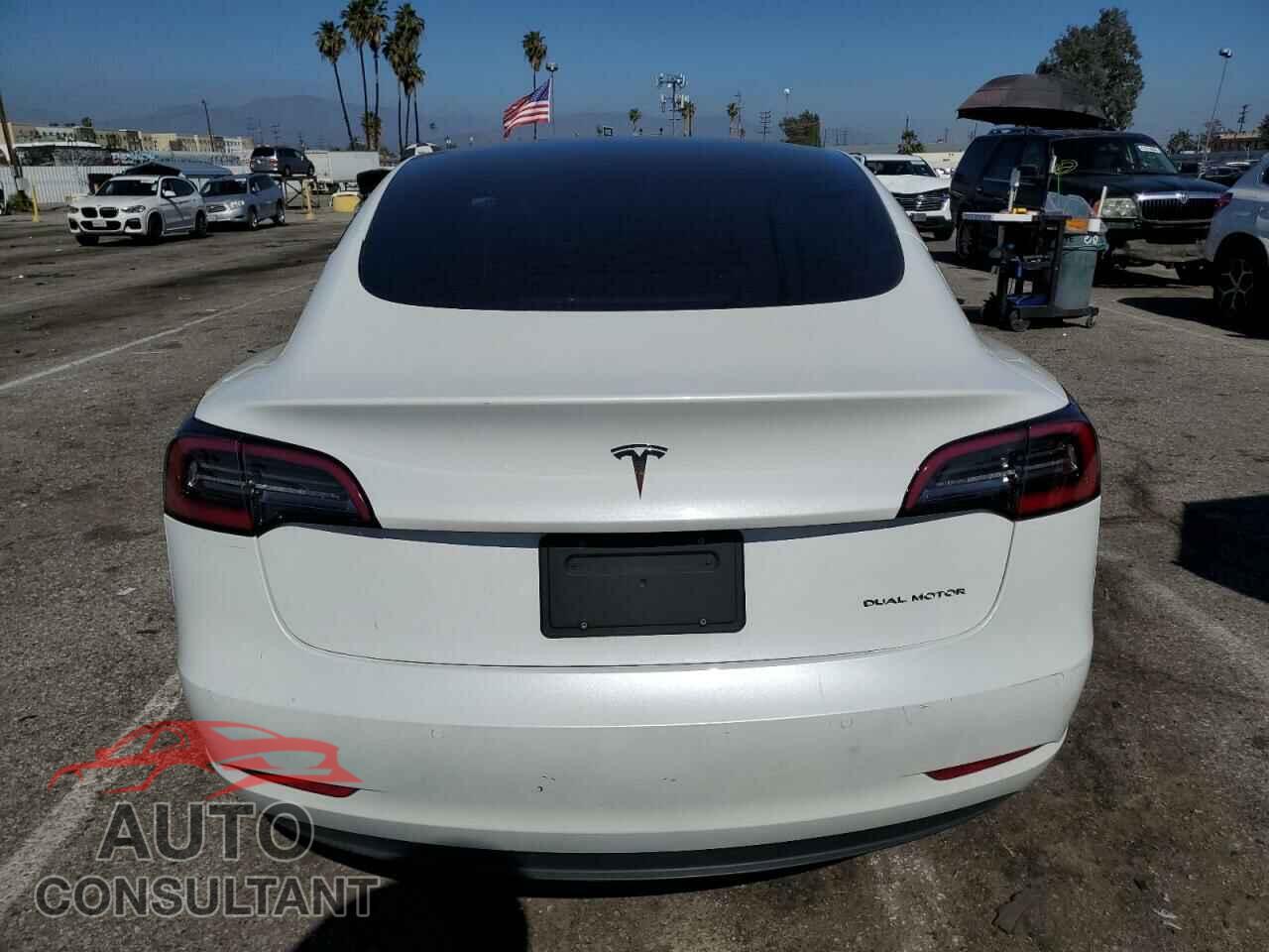 TESLA MODEL 3 2022 - 5YJ3E1EB3NF131298