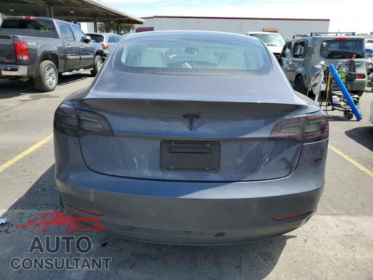 TESLA MODEL 3 2023 - 5YJ3E1EA3PF502843