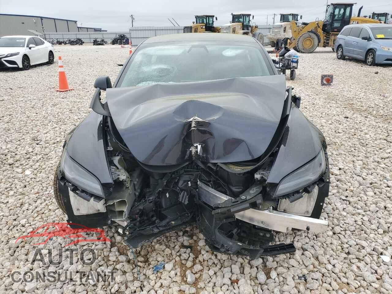 TESLA MODEL 3 2024 - 5YJ3E1EB2RF794674