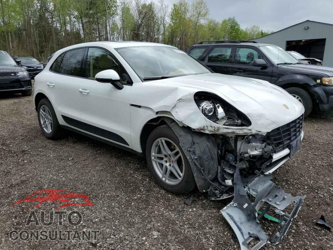 PORSCHE MACAN 2017 - WP1AA2A51HLB03900