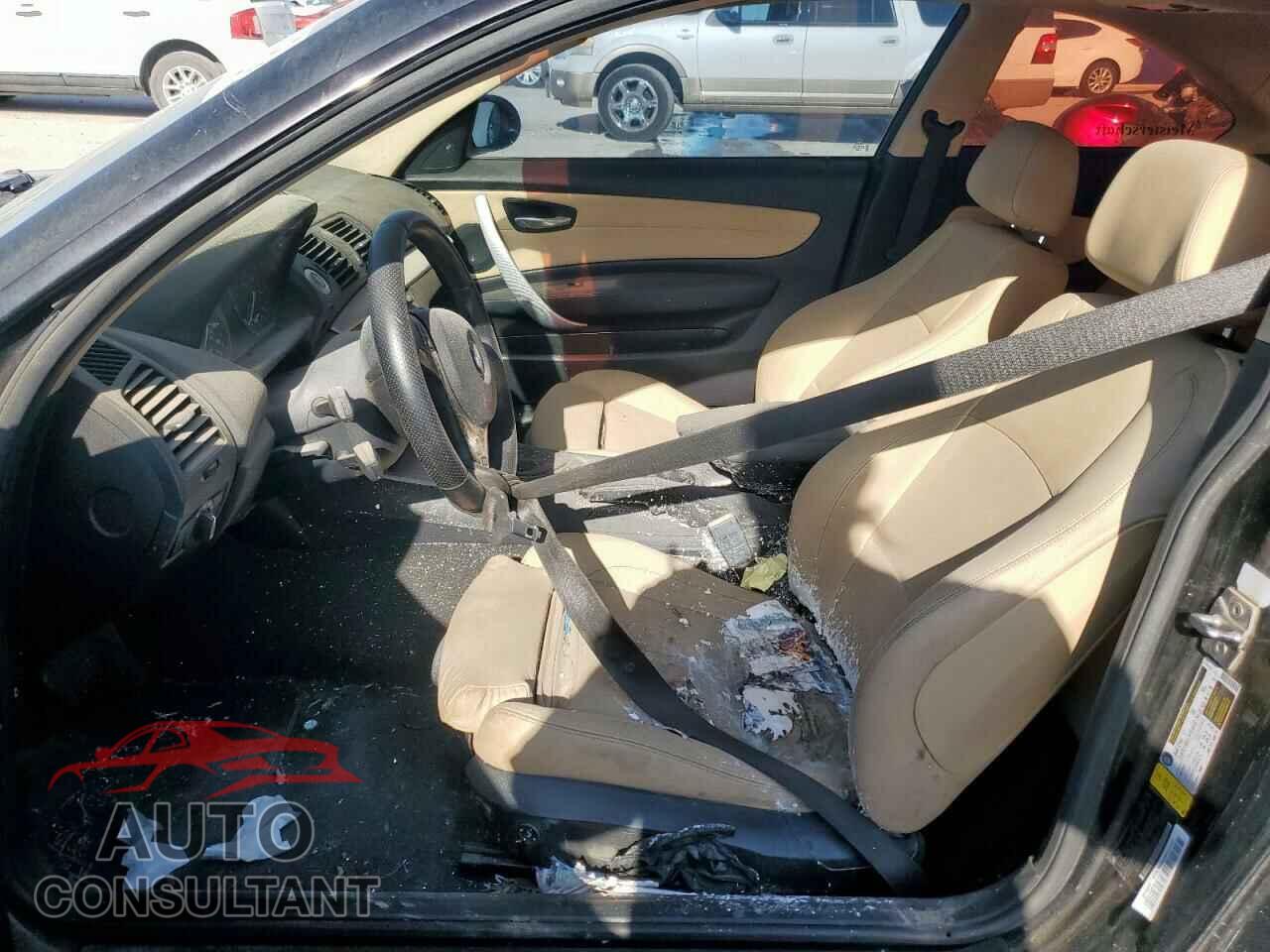 BMW 1 SERIES 2009 - WBAUC73529VK95530