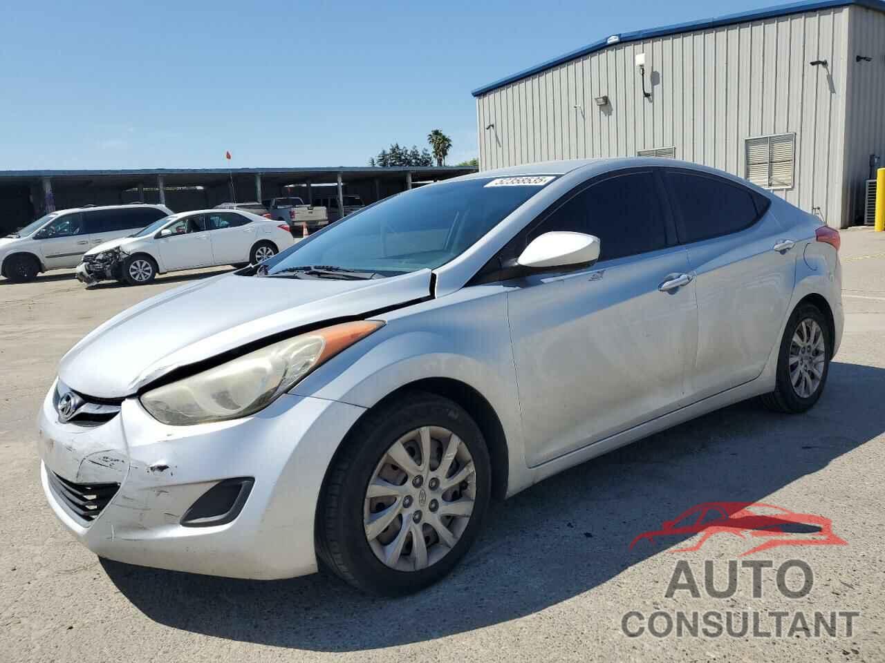 HYUNDAI ELANTRA 2012 - KMHDH4AE9CU227093
