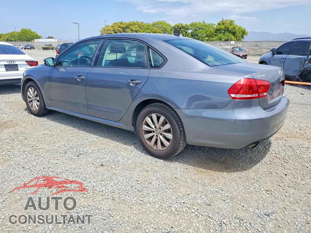 VOLKSWAGEN PASSAT 2013 - 1VWAP7A36DC059640